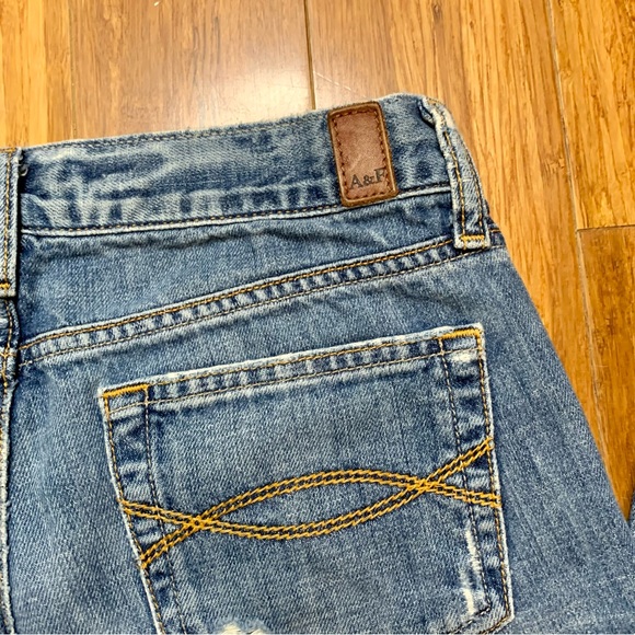 Vintage Abercrombie & Fitch Madison Distressed Low Rise Jean - Picture 4 of 8